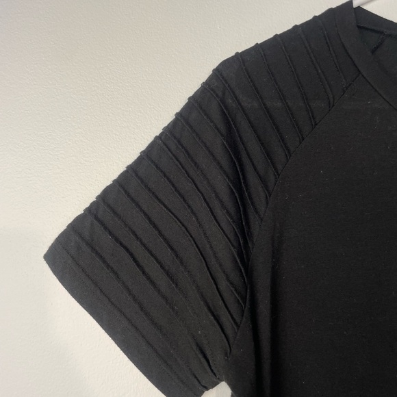 753. Men’s Fashion Basic T-Shirt - Picture 4 of 7